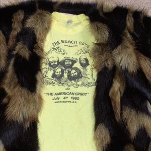 ☮️ VINTAGE Beach Boys Concert Tee 💟
